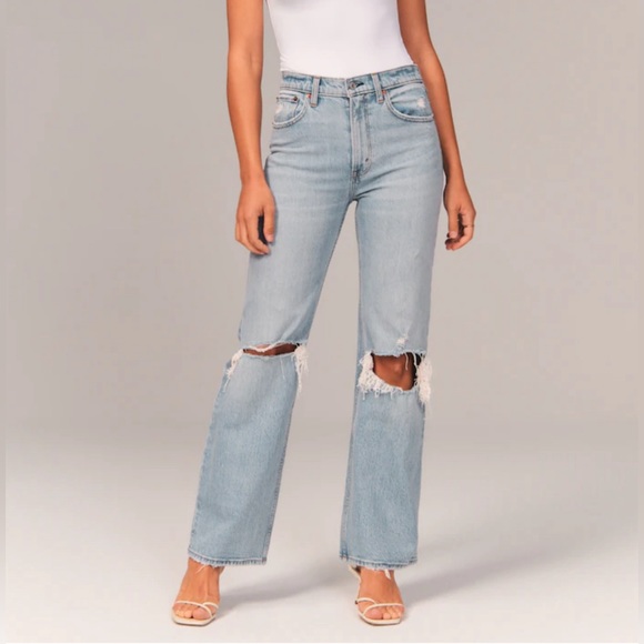 Abercrombie & Fitch Denim - *SOLD* Ultra High Rise 90s Relaxed Jeans